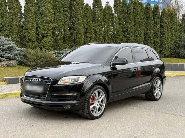 Audi Q7 2006 года, выкуплен за 980 000 рублей